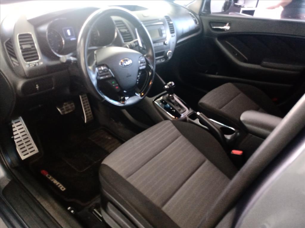 Kia Motors-CERATO-1.6 SX 16V FLEX 4P AUTOMÁTICO