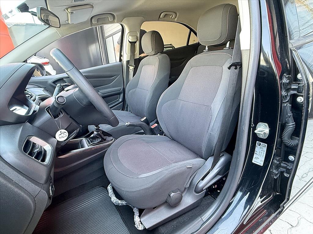 Chevrolet Onix - 1.4 MPFI LT 8V FLEX 4P MANUAL
