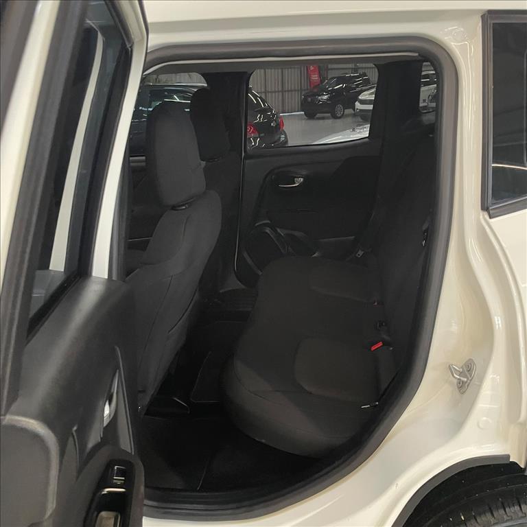 RENEGADE 1.8 16V FLEX 4P AUTOMÁTICO9