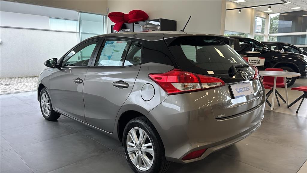 YARIS 1.5 16V FLEX XL PLUS CONNECT MULTIDRIVE6