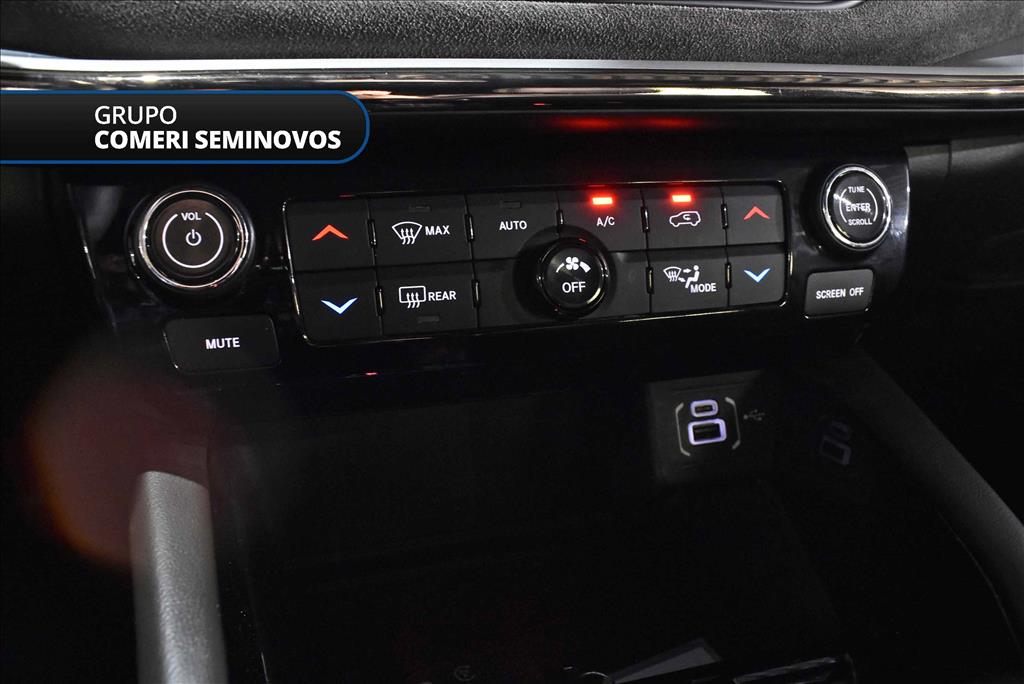 COMMANDER 1.3 T270 TURBO FLEX OVERLAND AT615