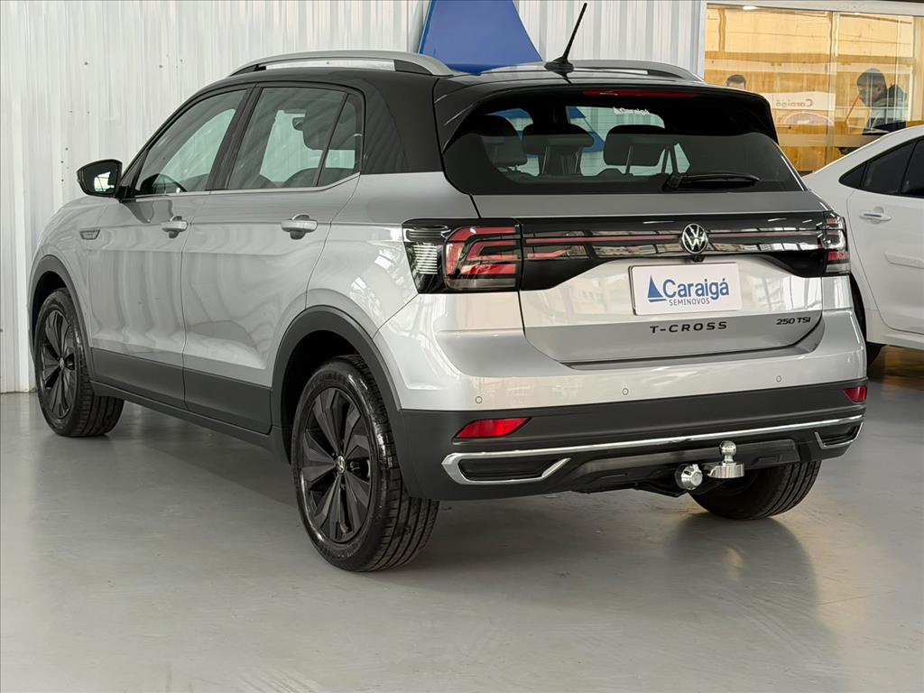 T-CROSS 1.4 250 TSI TOTAL FLEX HIGHLINE AUTOMÁTICO5