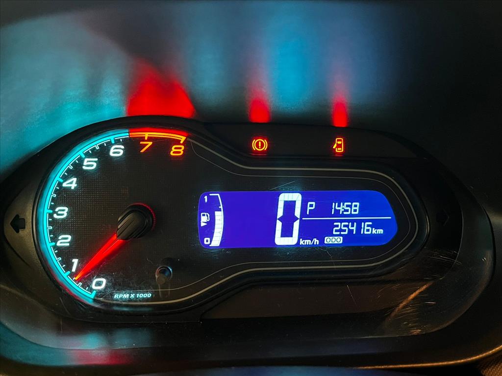 ONIX 1.4 MPFI ADVANTAGE 8V FLEX 4P AUTOMÁTICO5