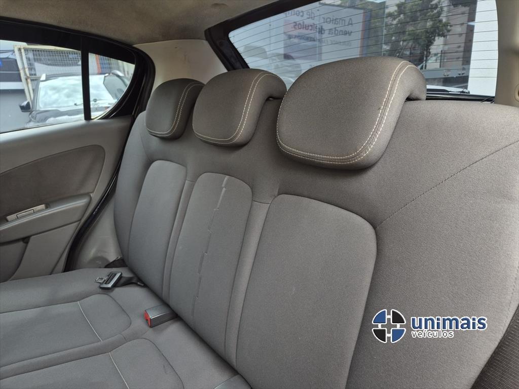 FIAT PALIO 1.4 MPI ATTRACTIVE 8V FLEX 4P MANUAL — foto 6