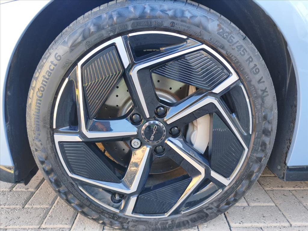 SEAL 82,5 KW ELÉTRICO AWD8