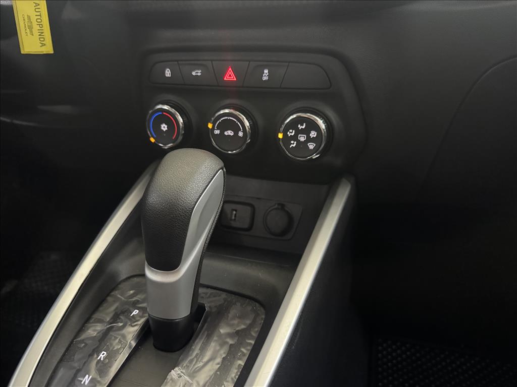 ONIX PLUS 1.0 TURBO FLEX LT AUTOMÁTICO12