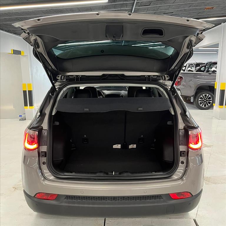 COMPASS 2.0 16V FLEX LONGITUDE AUTOMÁTICO6