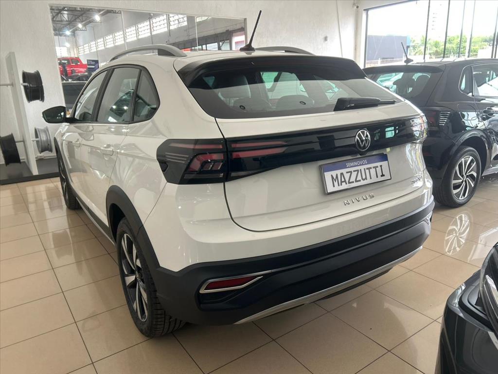 NIVUS 1.0 200 TSI TOTAL FLEX HIGHLINE AUTOMÁTICO3