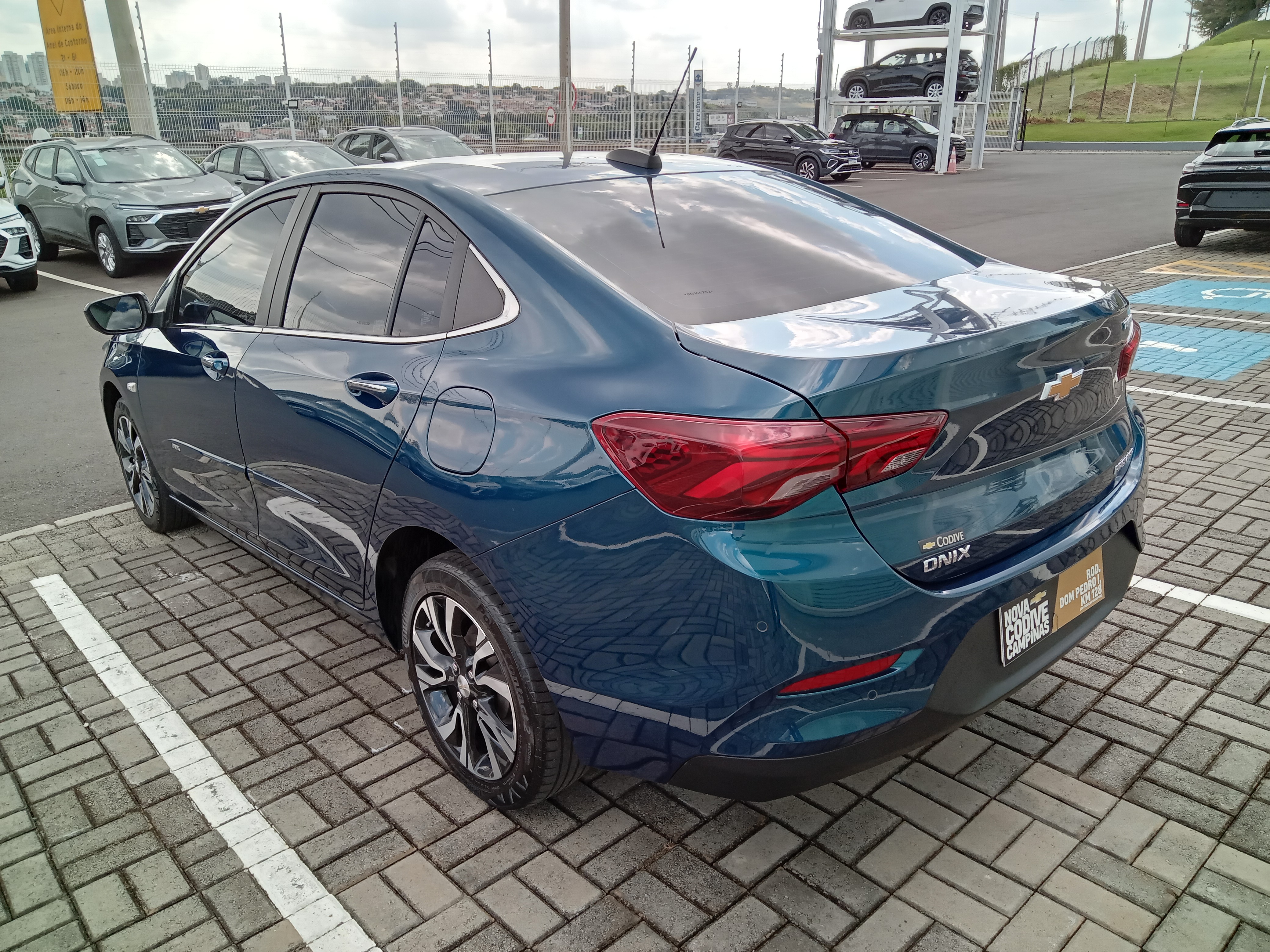 ONIX PLUS 1.0 TURBO FLEX PREMIER AUTOMÁTICO3