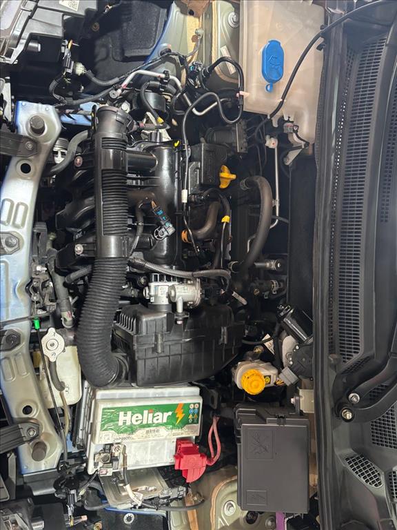 KWID 1.0 12V SCE FLEX OUTSIDER MANUAL12