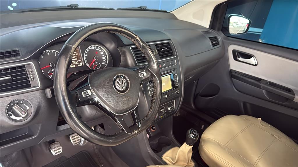 CROSSFOX 1.6 MI FLEX 8V 4P MANUAL8
