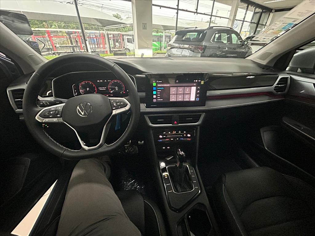 TAOS 1.4 250 TSI TOTAL FLEX HIGHLINE AUTOMÁTICO10