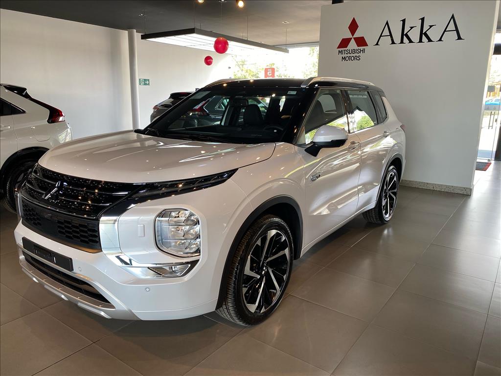Mitsubishi-OUTLANDER-2.4 PHEV SIGNATURE S-AWC DHT