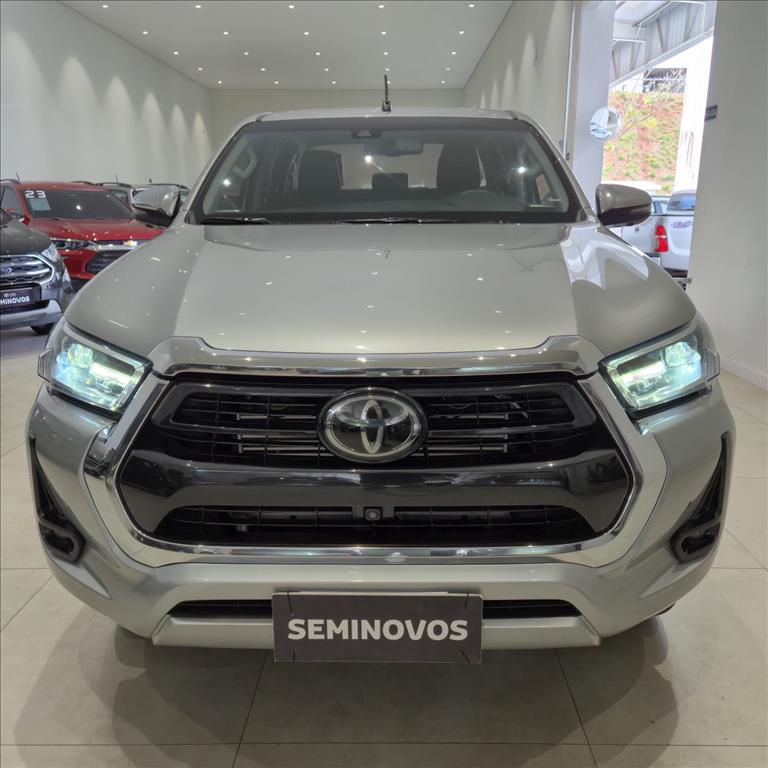 HILUX 2.8 D-4D TURBO DIESEL CD SRX 4X4 AUTOMÁTICO1