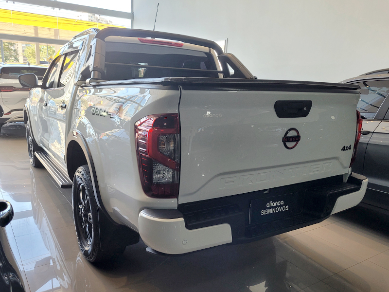 FRONTIER 2.3 16V TURBO DIESEL PRO4X CD 4X4 AUTOMÁTICO5