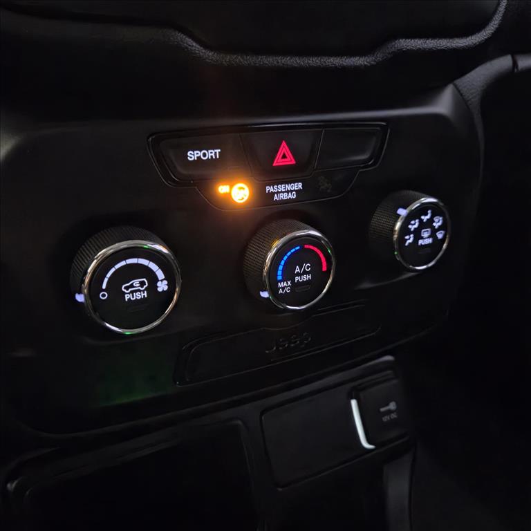 RENEGADE 1.8 16V FLEX 4P AUTOMÁTICO8