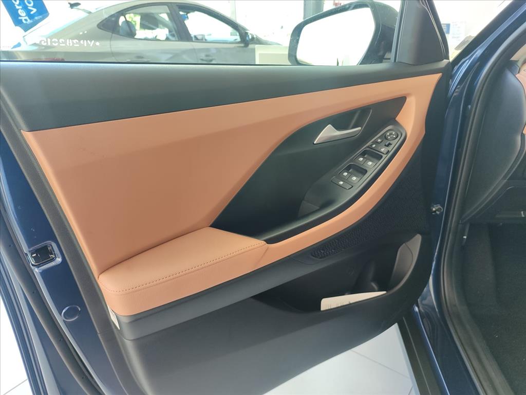 Hyundai-CRETA-1.0 TGDI FLEX PLATINUM AUTOMÁTICO