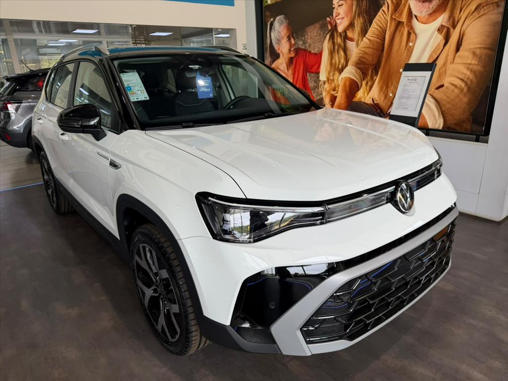 TAOS 1.4 250 TSI TOTAL FLEX HIGHLINE AUTOMÁTICO2
