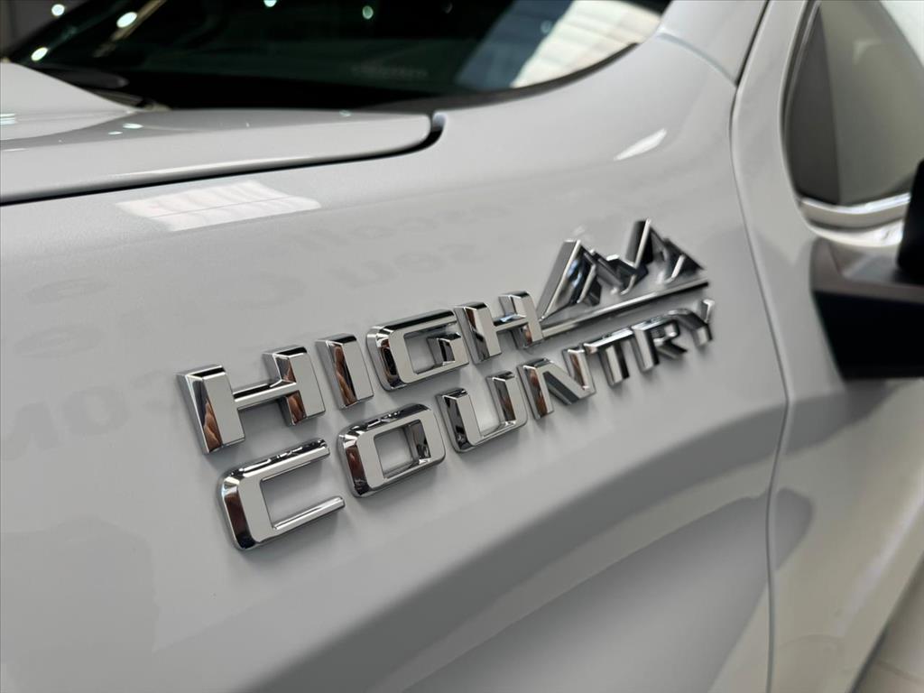 SILVERADO 5.3 V8 GASOLINA 1500 HIGH COUNTRY 4X4 AUTOMÁTICO5