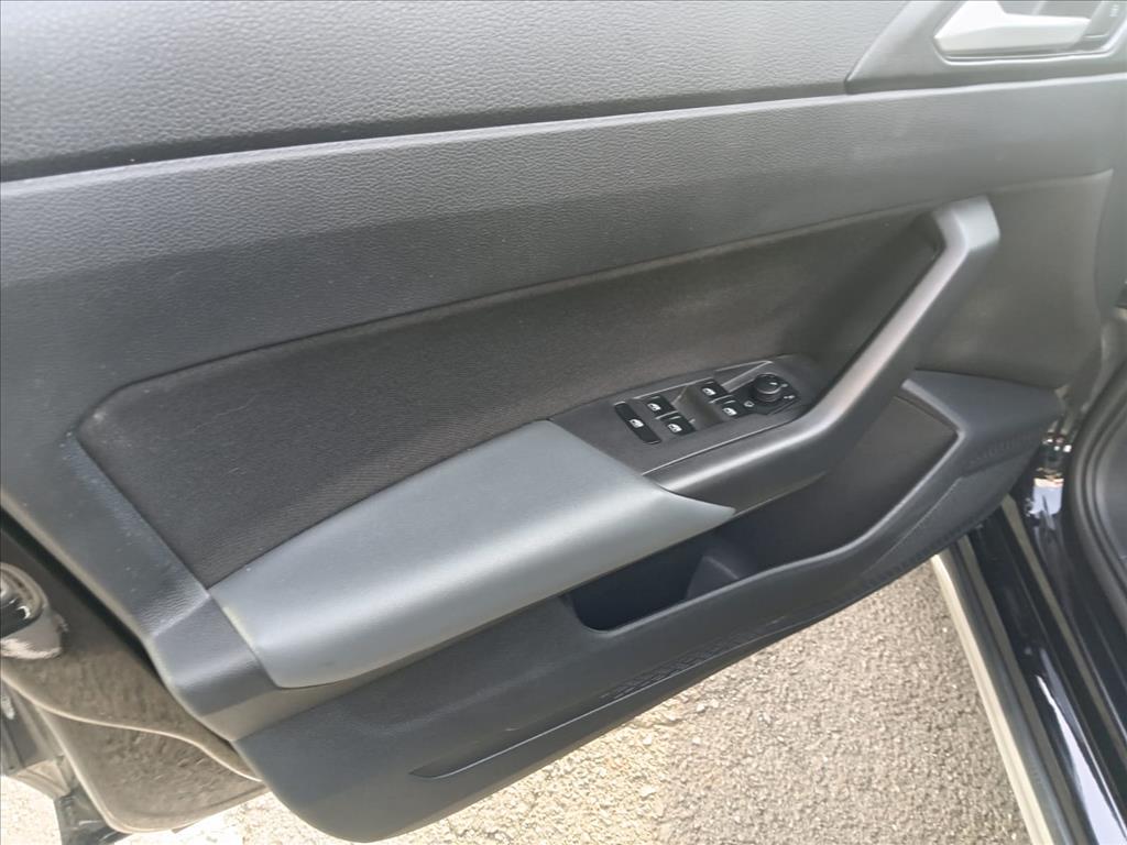 NIVUS 1.0 200 TSI TOTAL FLEX HIGHLINE AUTOMÁTICO11