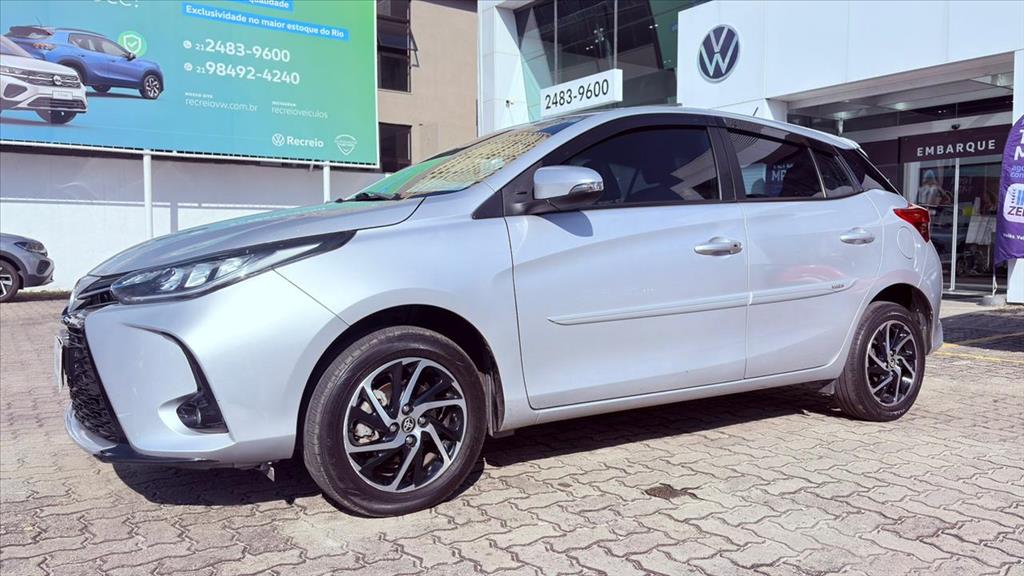 YARIS 1.5 16V FLEX XLS CONNECT MULTIDRIVE1