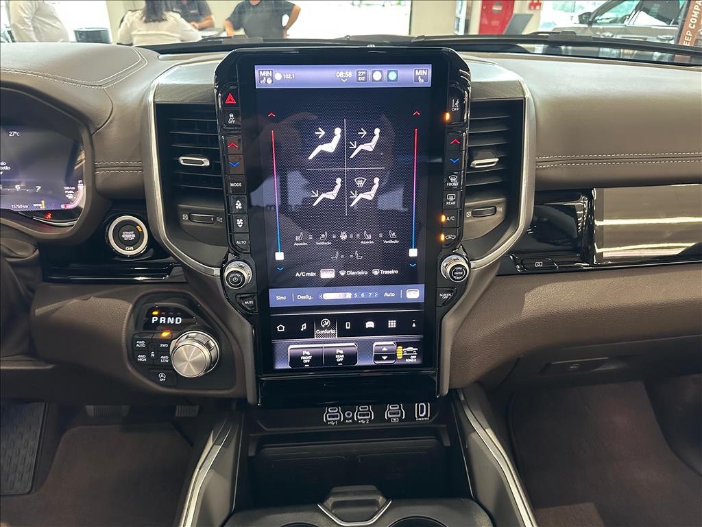 1500 3.0 HURRICANE 6 BITURBO GASOLINA LARAMIE CD 4X4 AUTOMÁTICO10