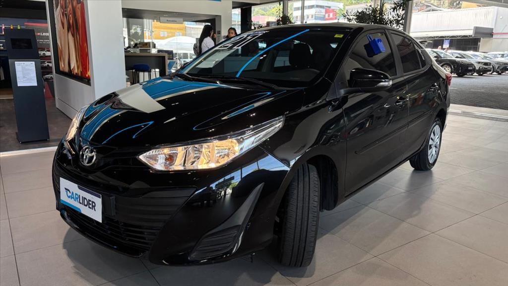 YARIS 1.5 16V FLEX SEDAN XL LIVE MULTIDRIVE0