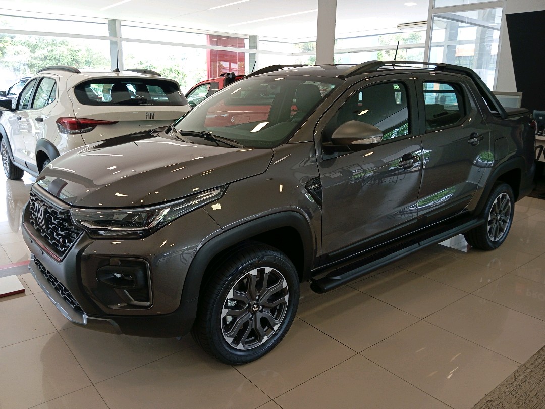 STRADA 1.0 TURBO 200 FLEX ULTRA CD CVT1