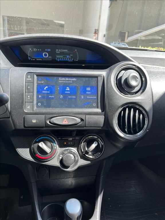 ETIOS 1.5 X PLUS SEDAN 16V FLEX 4P AUTOMÁTICO5