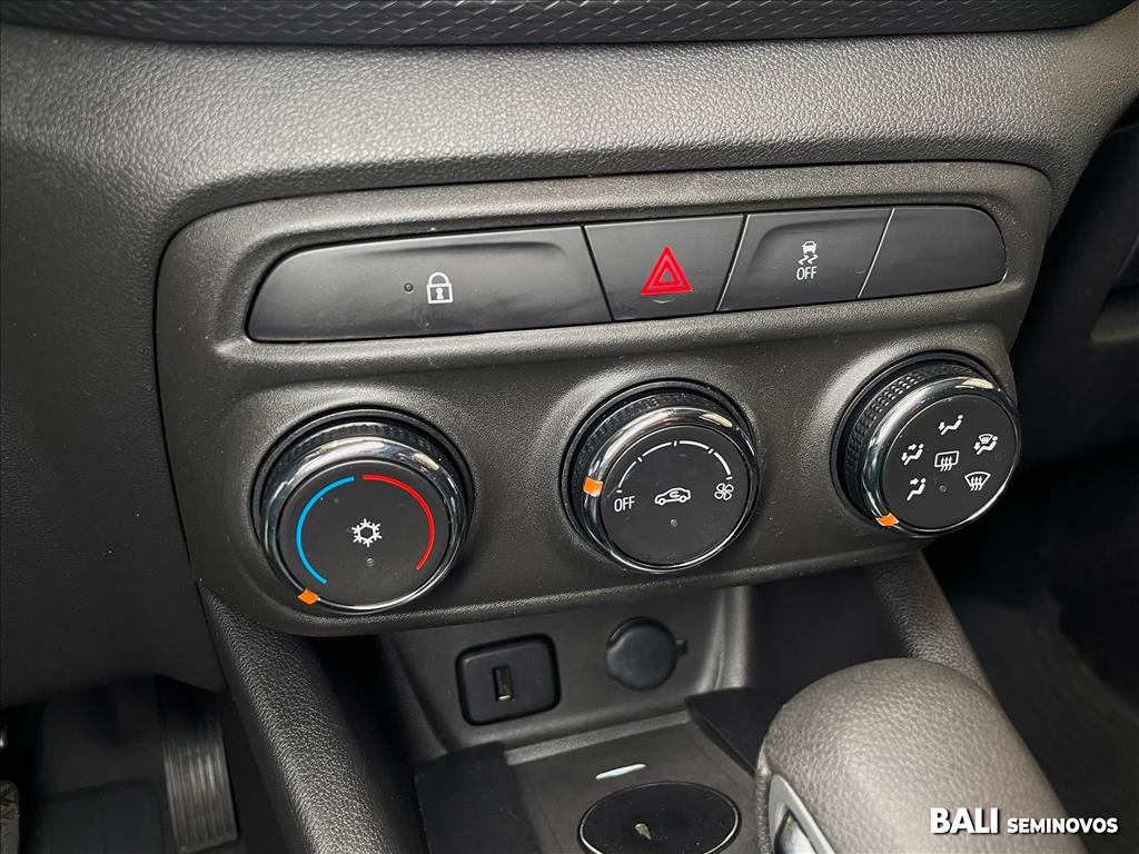 TRACKER 1.0 TURBO FLEX LTZ AUTOMÁTICO14