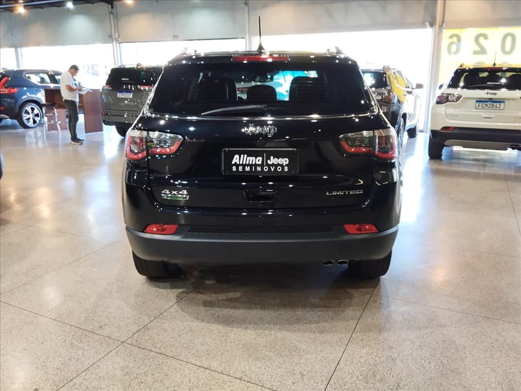 COMPASS 2.0 16V DIESEL LIMITED 4X4 AUTOMÁTICO5