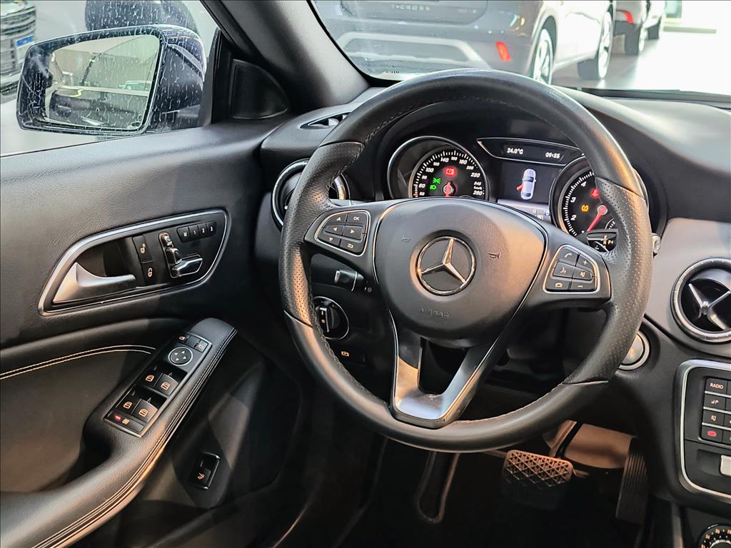 CLA 200 1.6 CGI FLEX 7G-DCT5