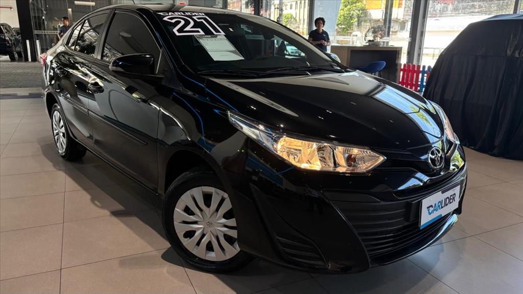 YARIS 1.5 16V FLEX SEDAN XL LIVE MULTIDRIVE2