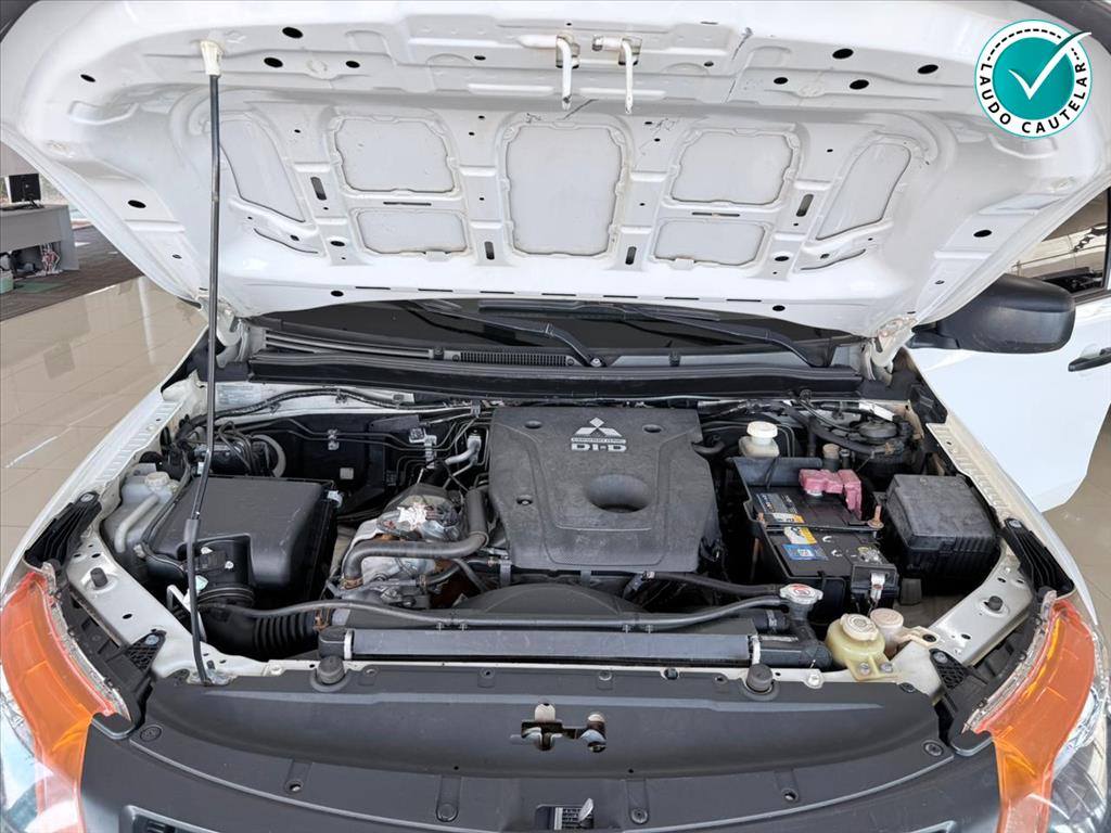 L200 TRITON 2.4 16V TURBO DIESEL GL CD 4X4 MANUAL15