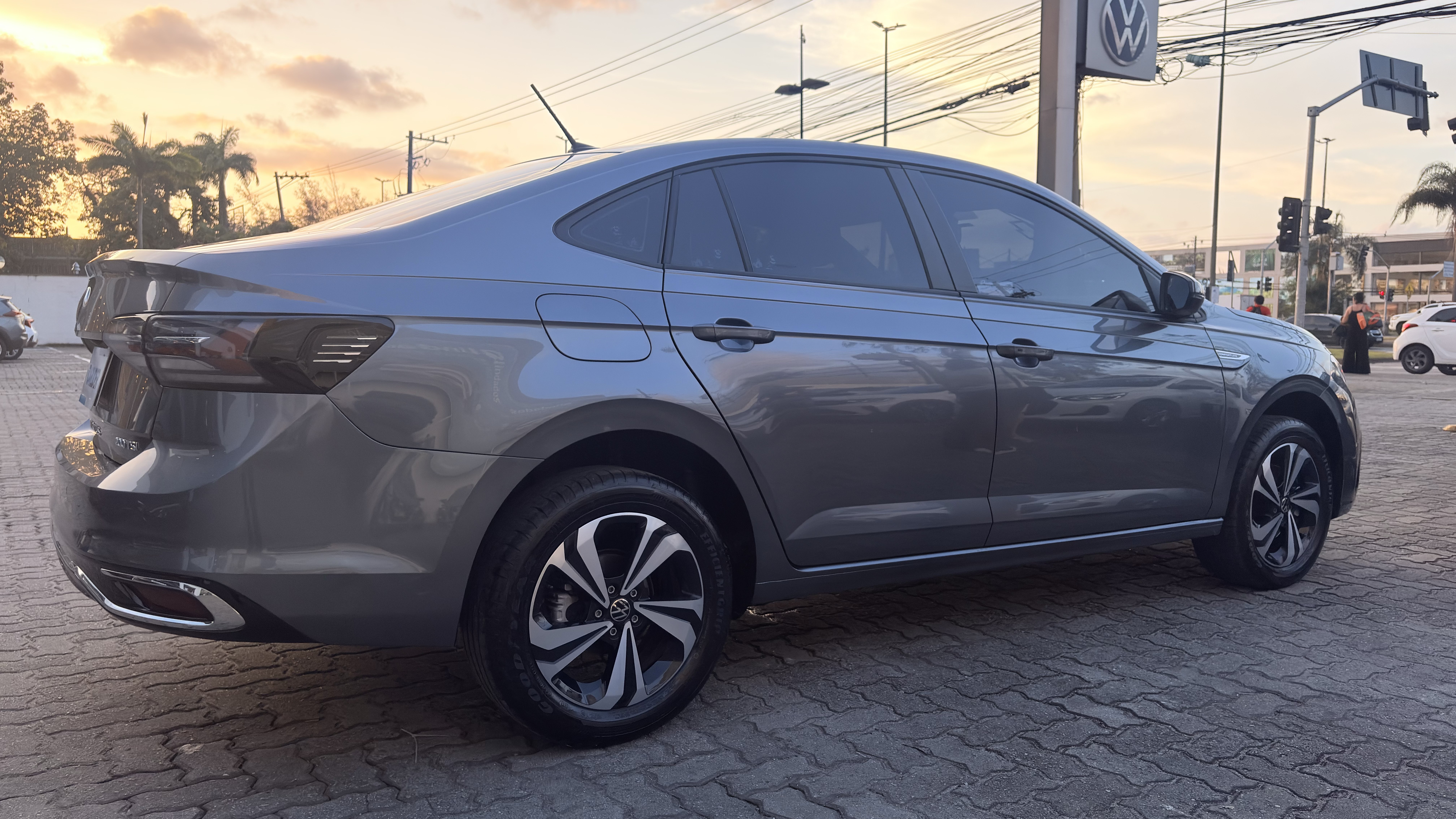 VIRTUS 1.0 200 TSI COMFORTLINE AUTOMÁTICO4