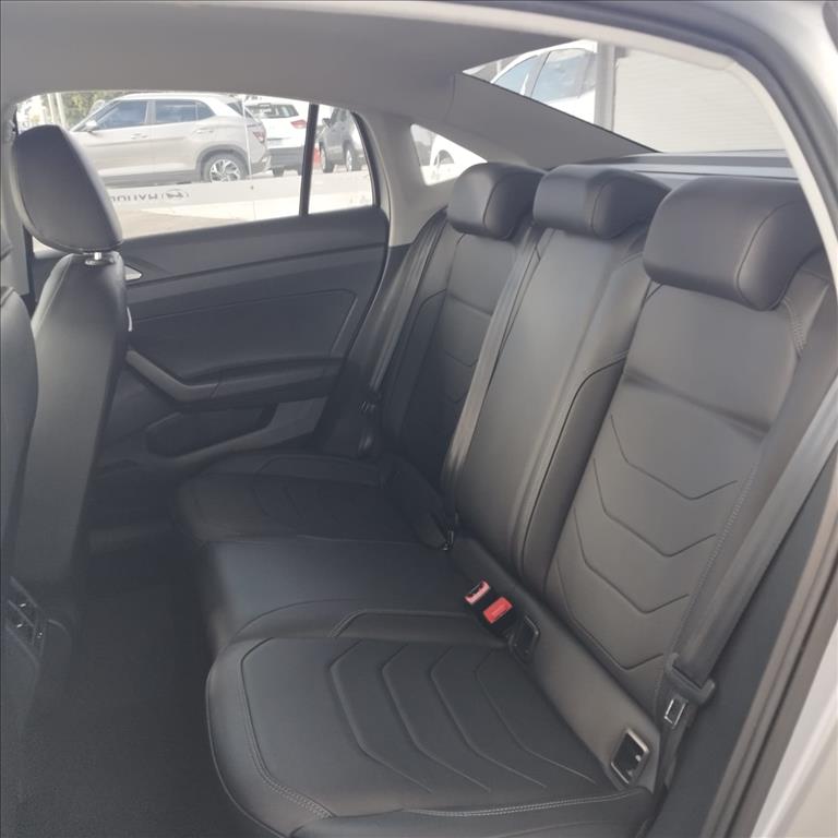 VIRTUS 1.0 200 TSI COMFORTLINE AUTOMÁTICO16