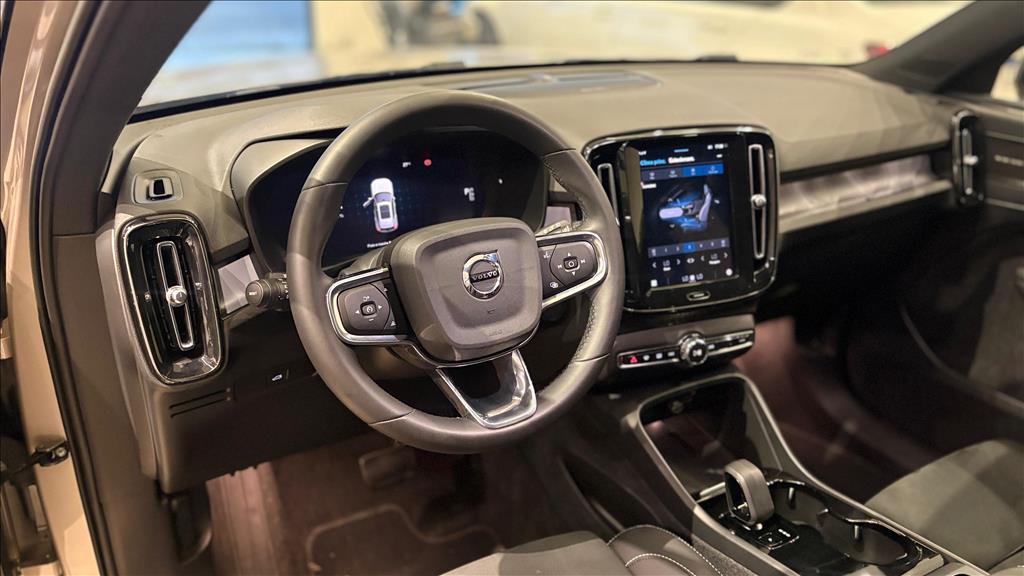 XC40 P6 RECHARGE ELECTRIC PLUS3