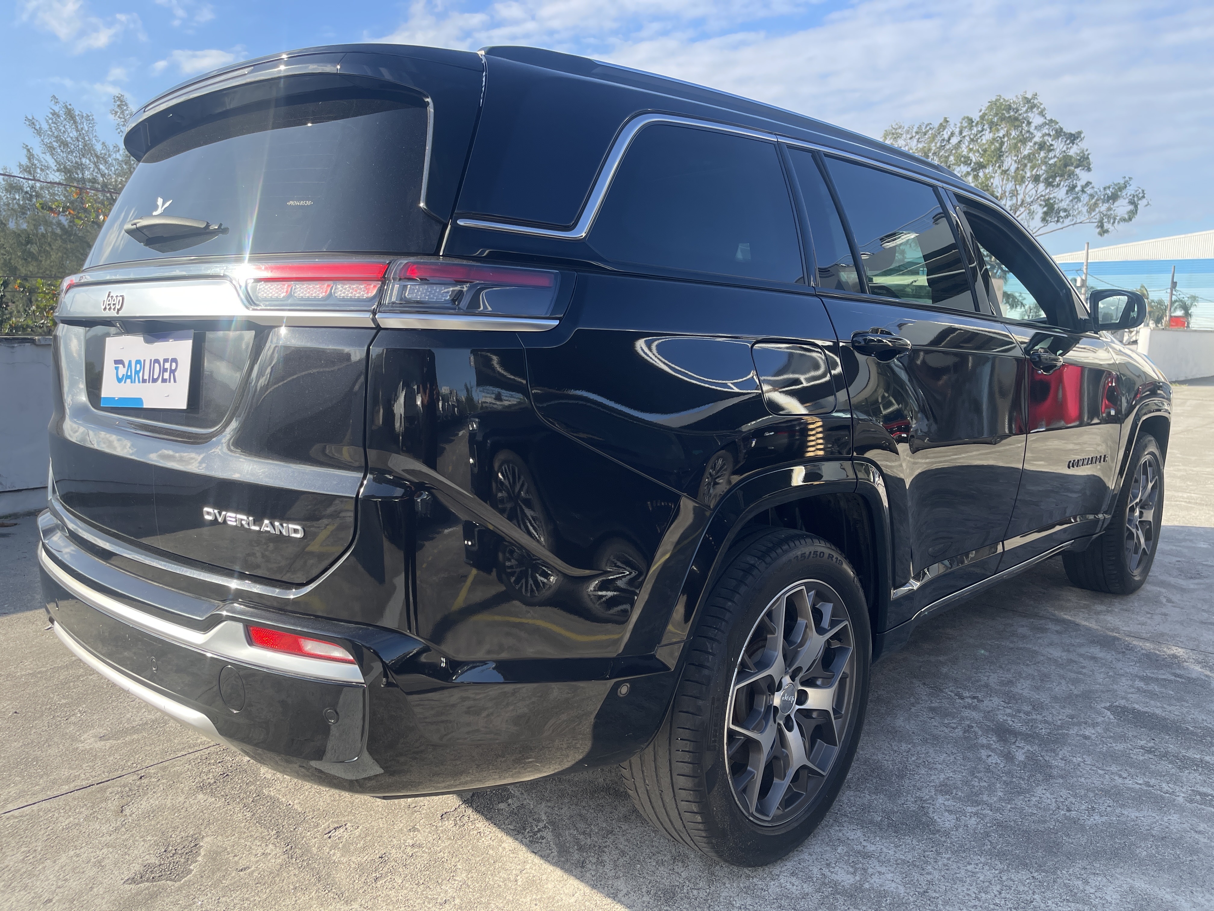 COMMANDER 1.3 T270 TURBO FLEX OVERLAND AT63