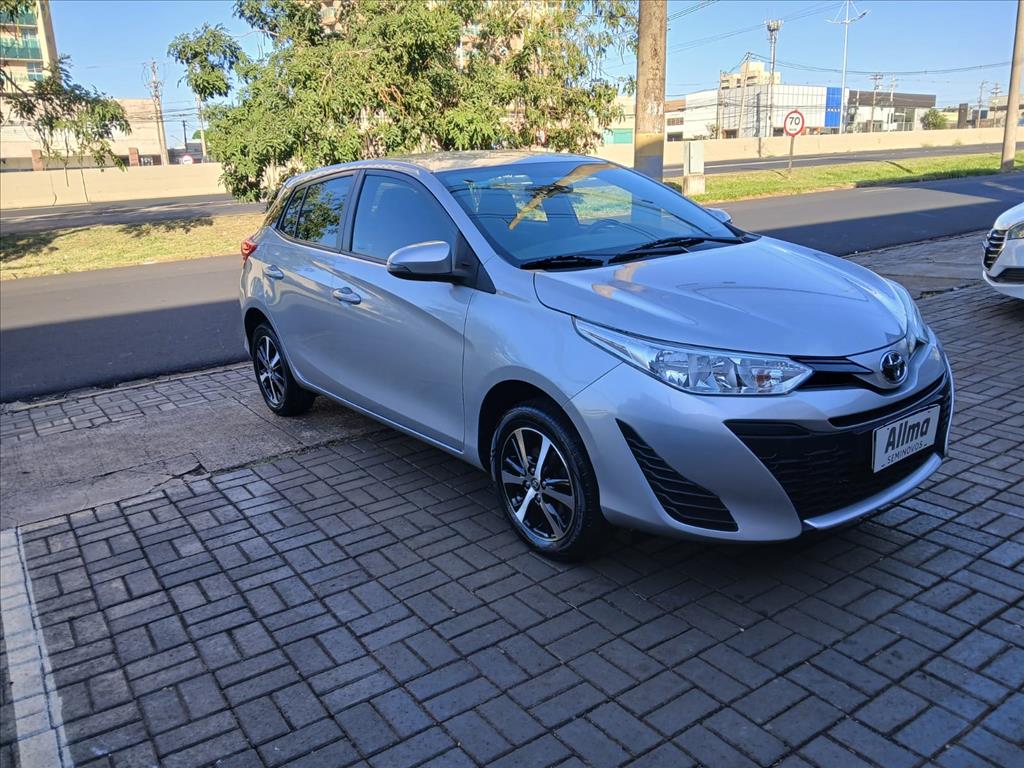 YARIS 1.5 16V FLEX XL PLUS CONNECT MULTIDRIVE0