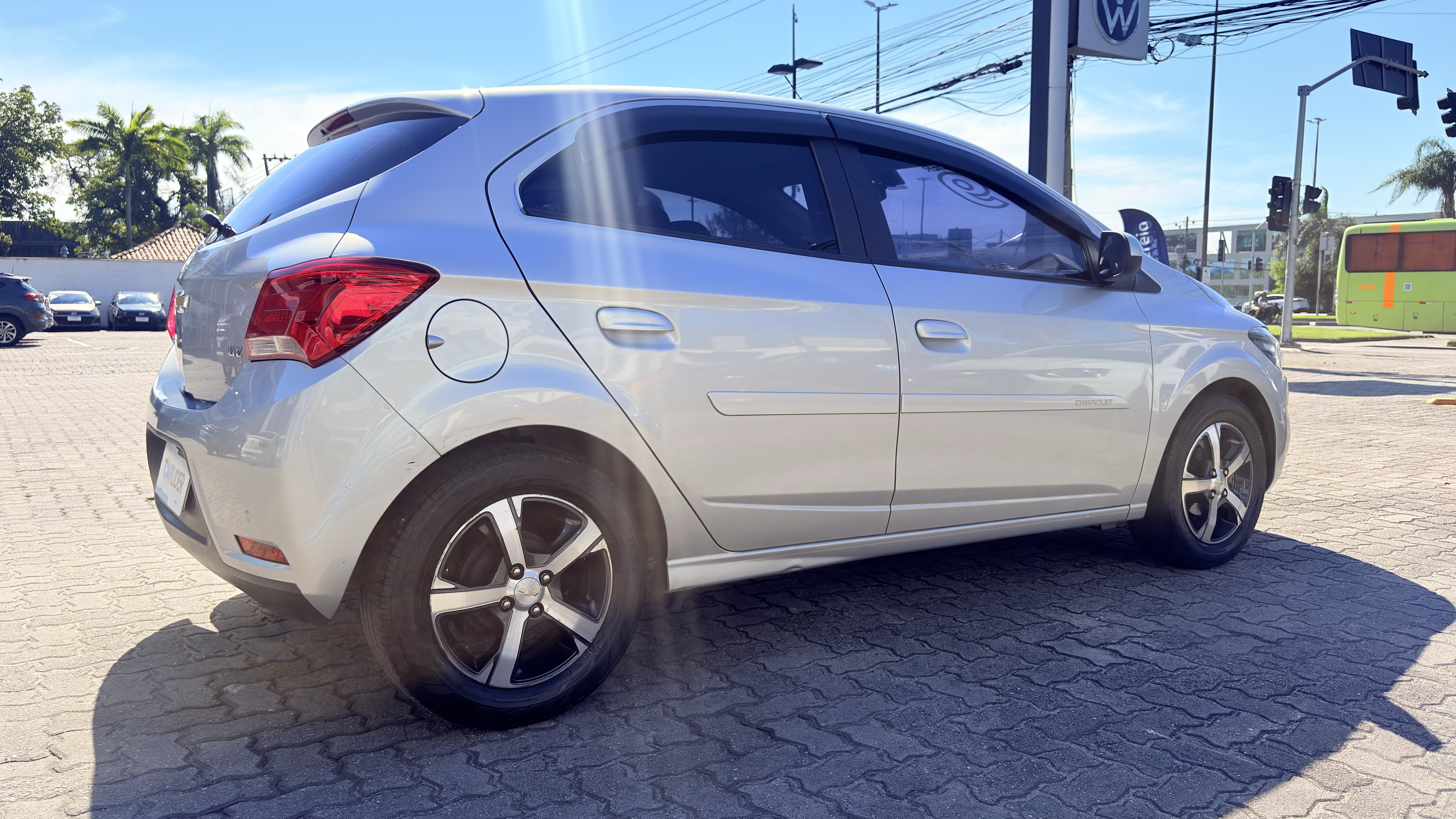 ONIX 1.4 MPFI LTZ 8V FLEX 4P AUTOMÁTICO4