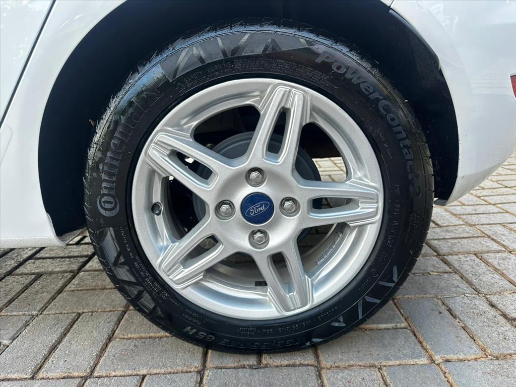 FIESTA 1.6 TI-VCT FLEX SEL POWERSHIFT9