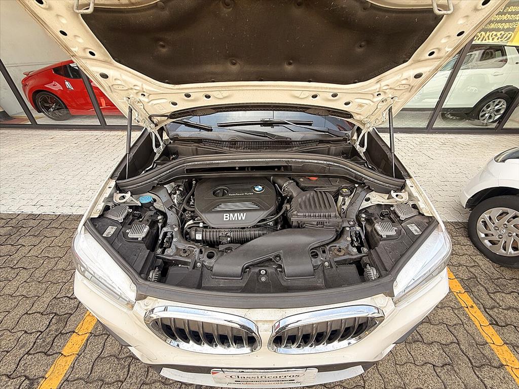 BMW X1 - 2.0 16V TURBO ACTIVEFLEX SDRIVE20I 4P AUTOMÁTICO