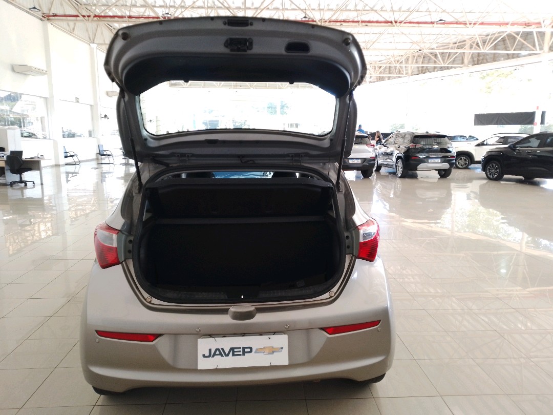 Hyundai-HB20-1.0 COMFORT PLUS 12V FLEX 4P MANUAL