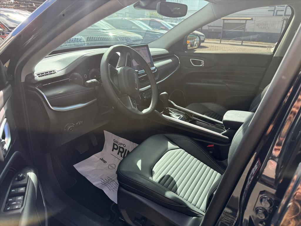 COMMANDER 1.3 T270 TURBO FLEX LONGITUDE AT63
