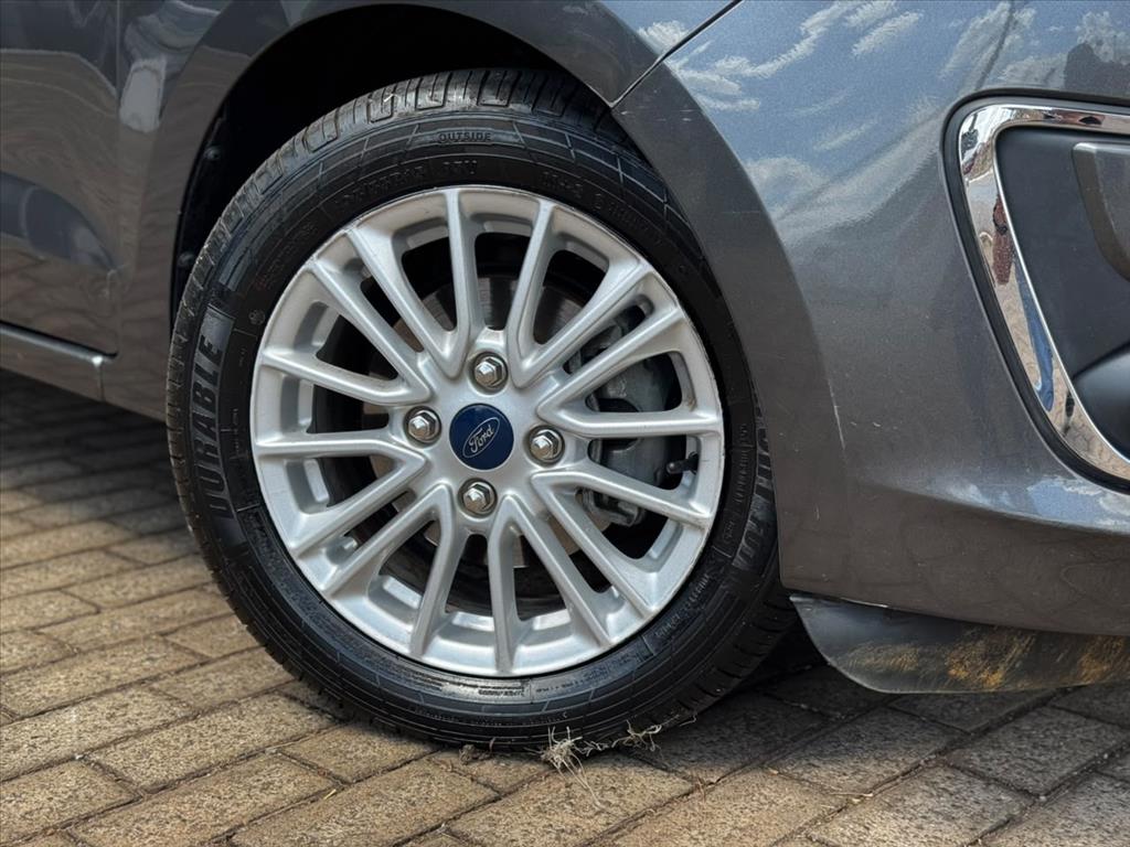 Ford-KA-1.5 TI-VCT FLEX TITANIUM AUTOMÁTICO