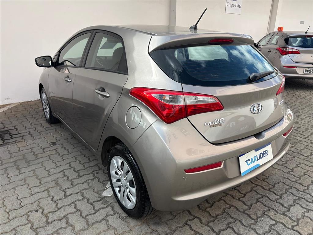 HB20 1.6 COMFORT PLUS 16V FLEX 4P AUTOMÁTICO13
