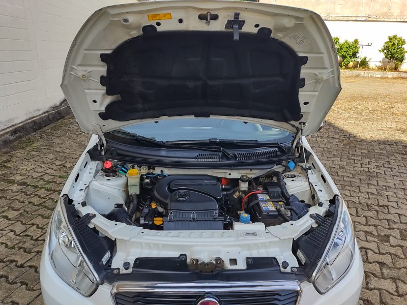 GRAND SIENA 1.4 MPI ATTRACTIVE 8V FLEX 4P MANUAL GRAND SIENA 1.4 MPI ATTRACTIVE 8V FLEX 4P MANUAL