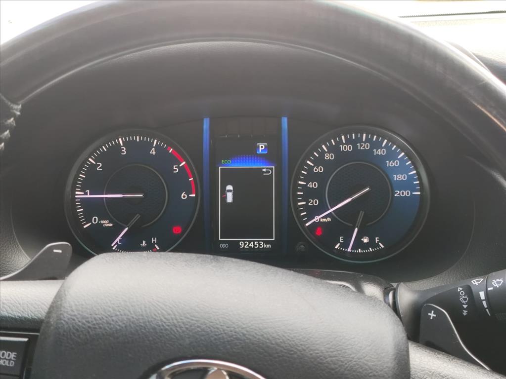 HILUX 2.8 D-4D TURBO DIESEL CD SRX 4X4 AUTOMÁTICO10