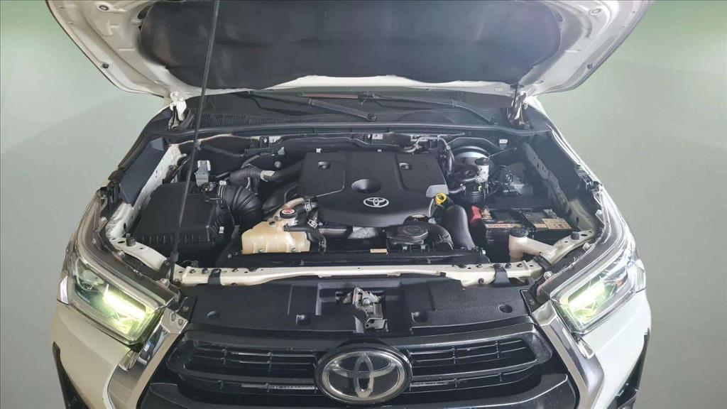 HILUX 2.8 D-4D TURBO DIESEL CD SRX 4X4 AUTOMÁTICO12
