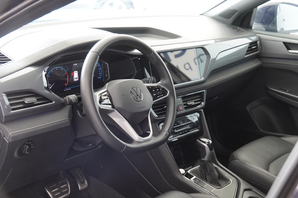TAOS 1.4 250 TSI TOTAL FLEX HIGHLINE AUTOMÁTICO14